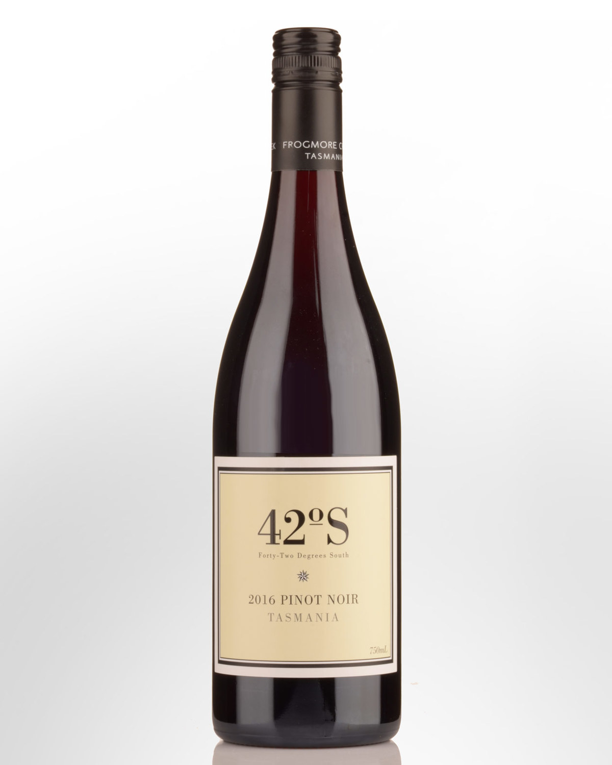 2016 Forty Two Degrees South Pinot Noir | Nicks Wine Merchants