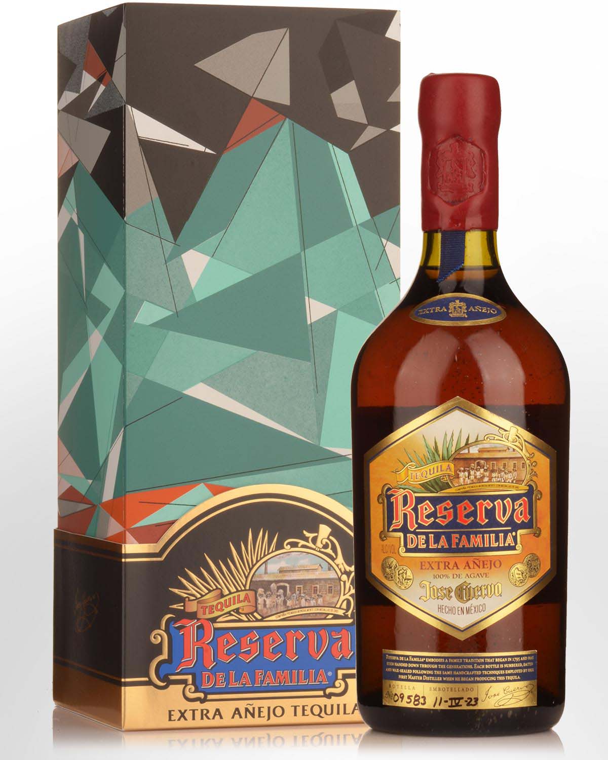 Jose Cuervo Reserva de la Familia Colleccion Extra Anejo 100% Agave Tequila (700ml) - 38%