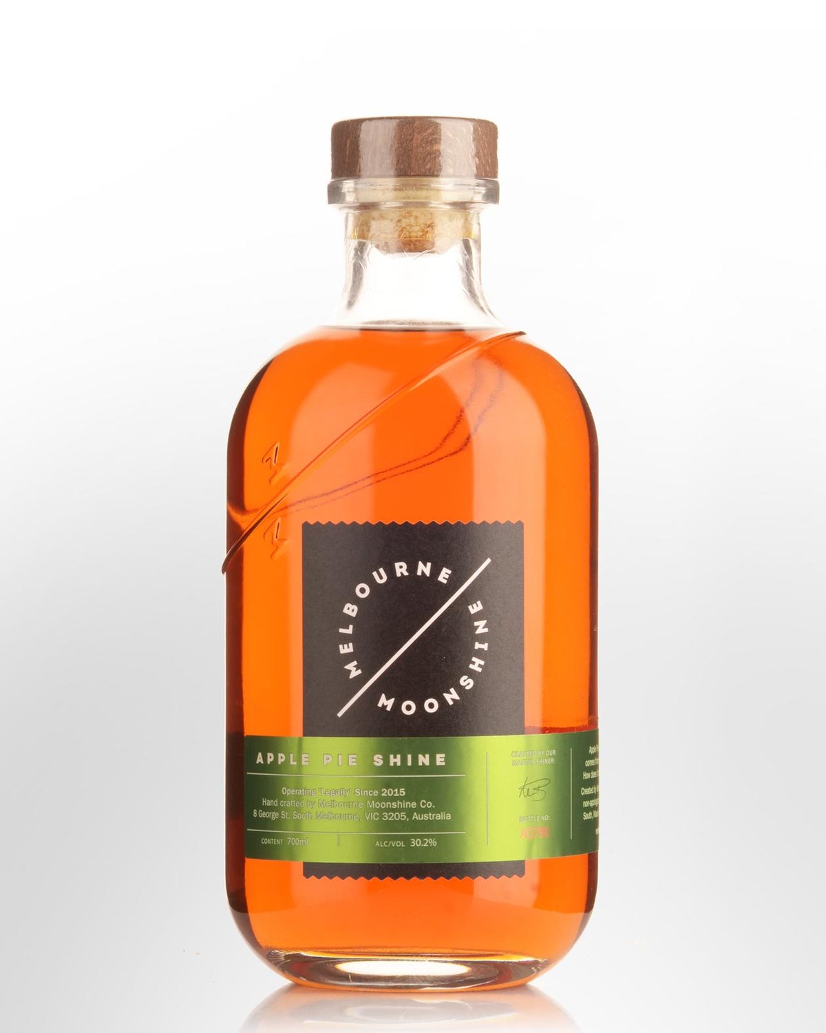 Melbourne Moonshine Apple Pie Moonshine (700ml) | Nicks Wine Merchants