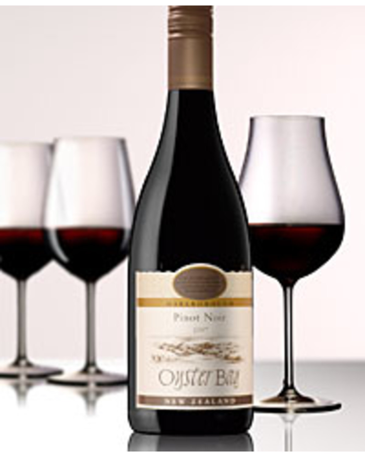 2007 Oyster Bay Pinot Noir Nicks Wine Merchants